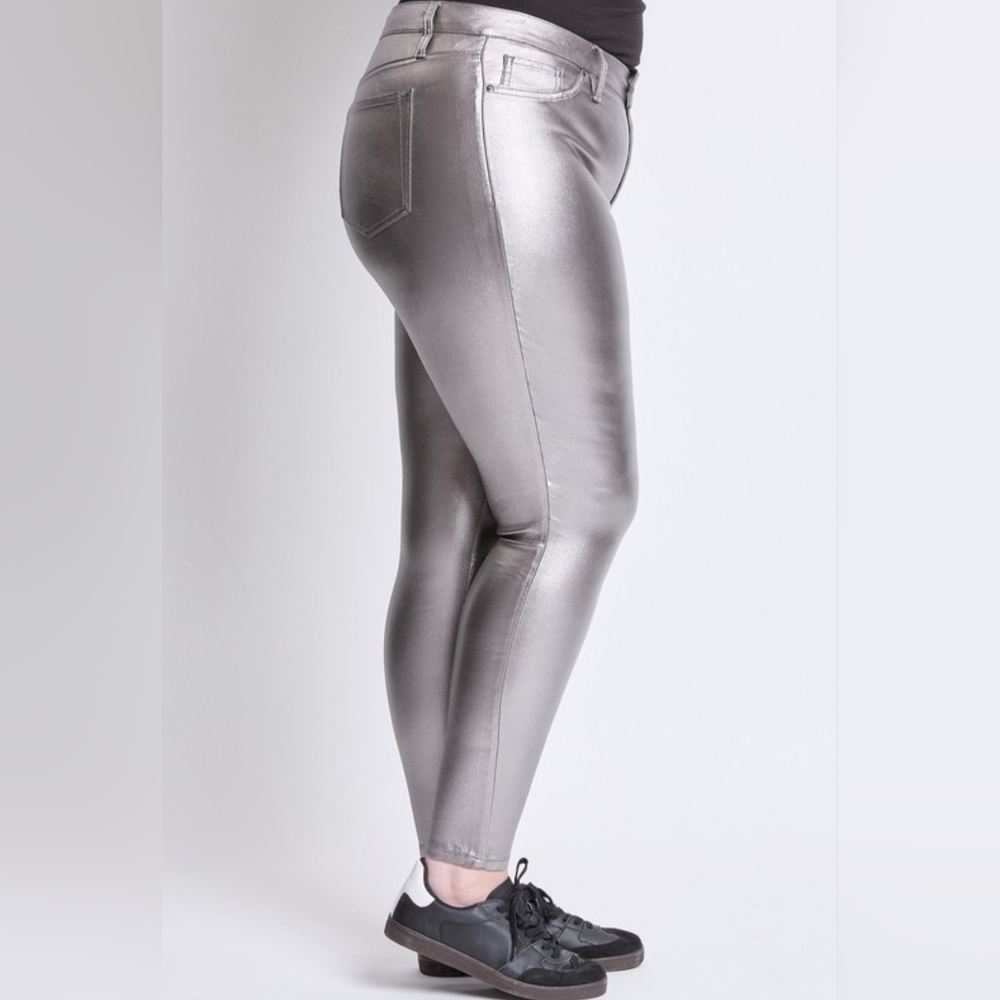 Plus Size Metallic High Rise Skinny - Picture 2 of 3